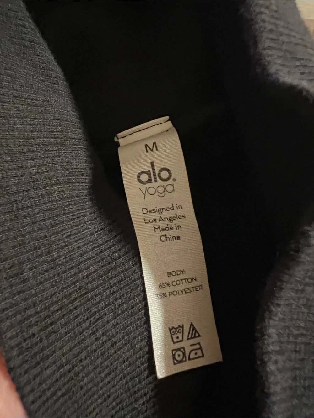 Alo Cropped Effortless Hoodie - Medium
